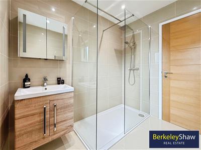 Ensuite 2
